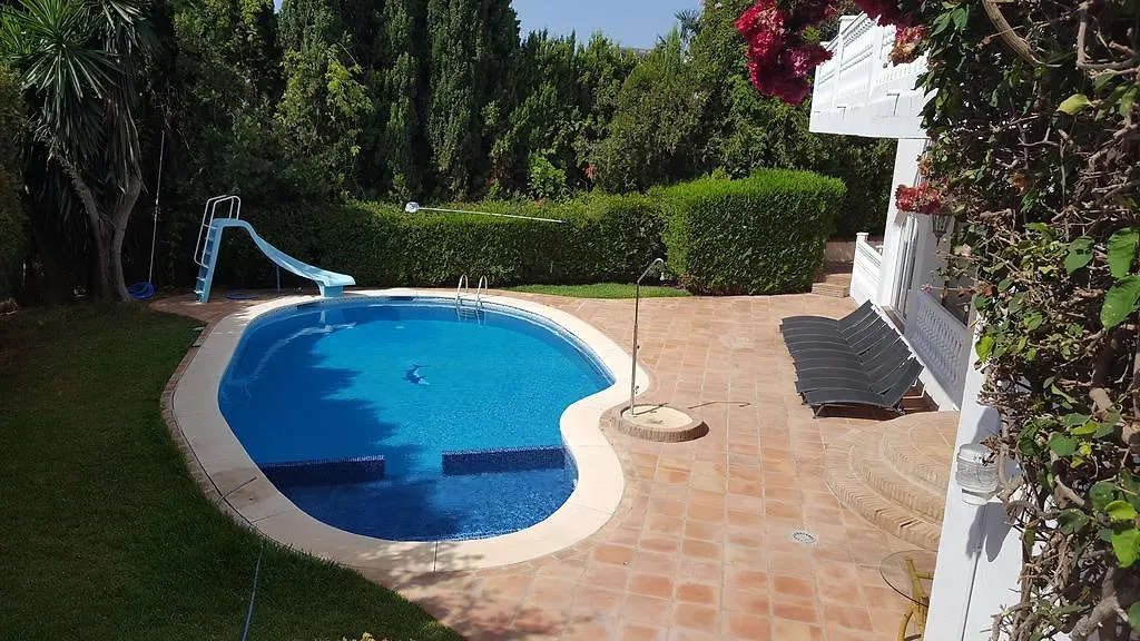بيت ضيافة ماربيا Villa Melissa