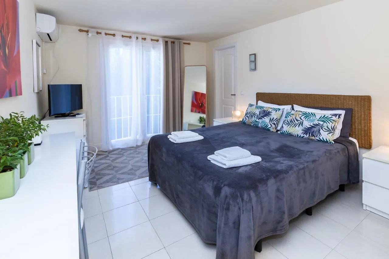 *** بيت ضيافة ماربيا Villa Melissa إسبانيا