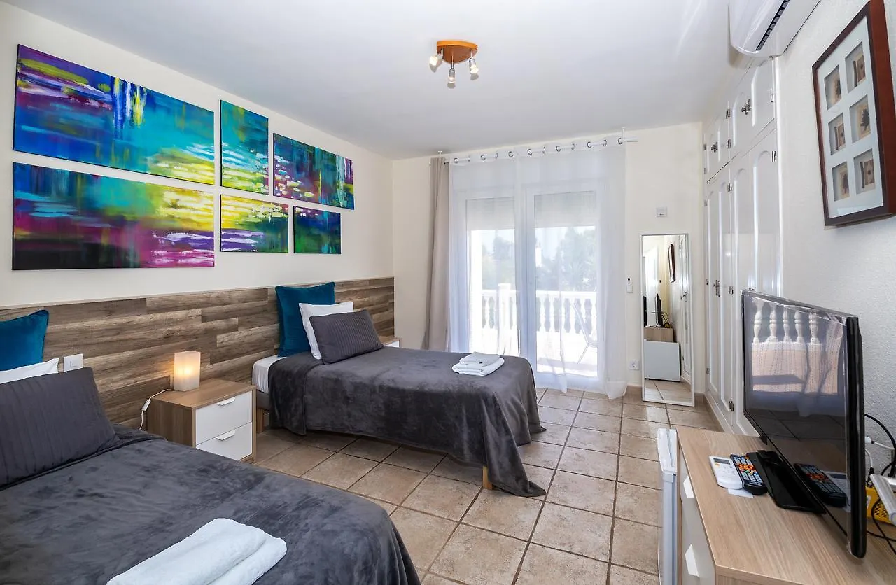 ماربيا Villa Melissa 3*,